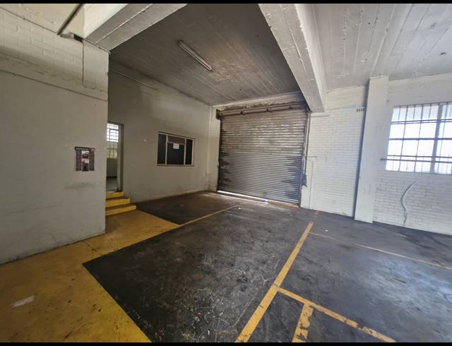 133M² WAREHOUSE TO LET IN DENVER